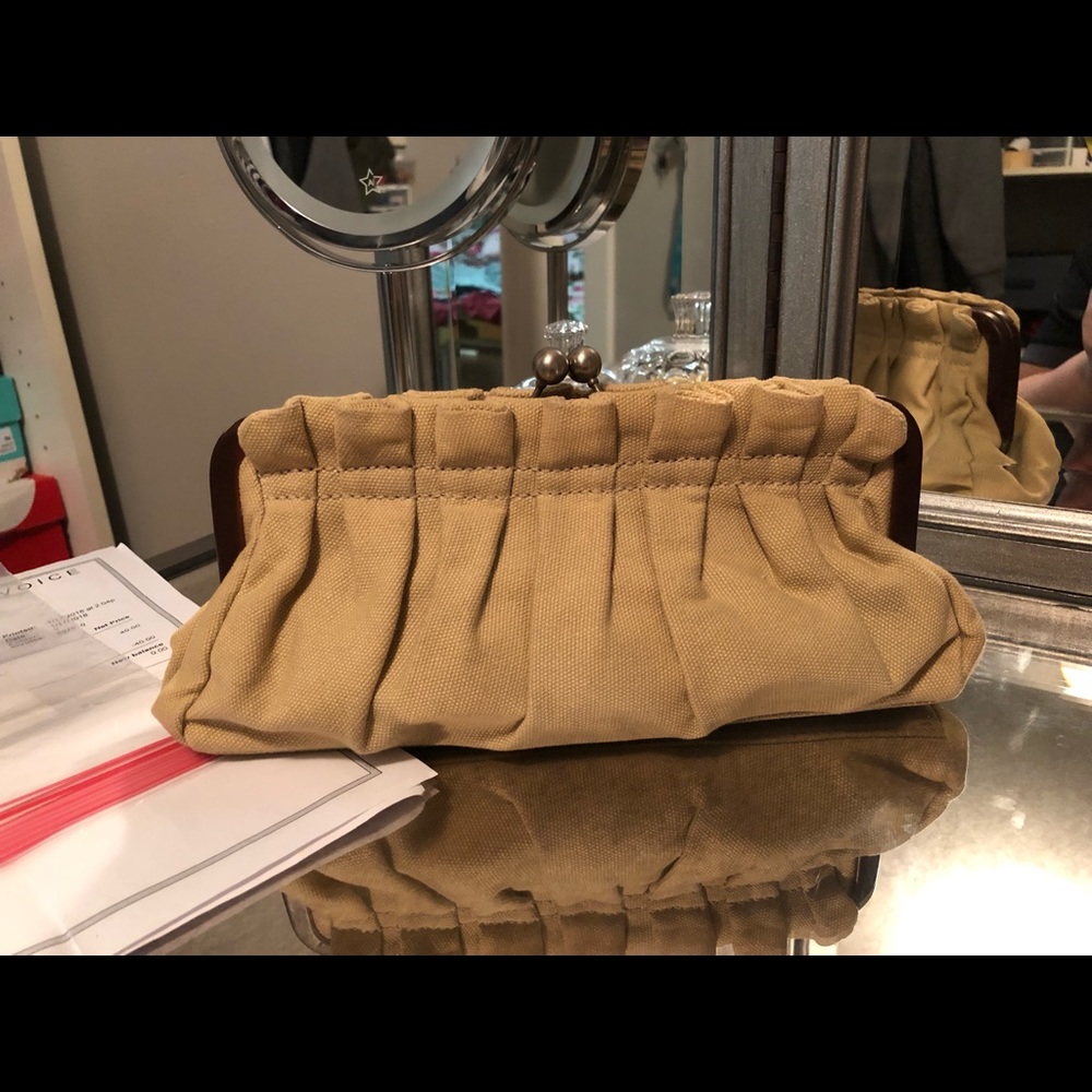 Tommy Hilfiger Clutch